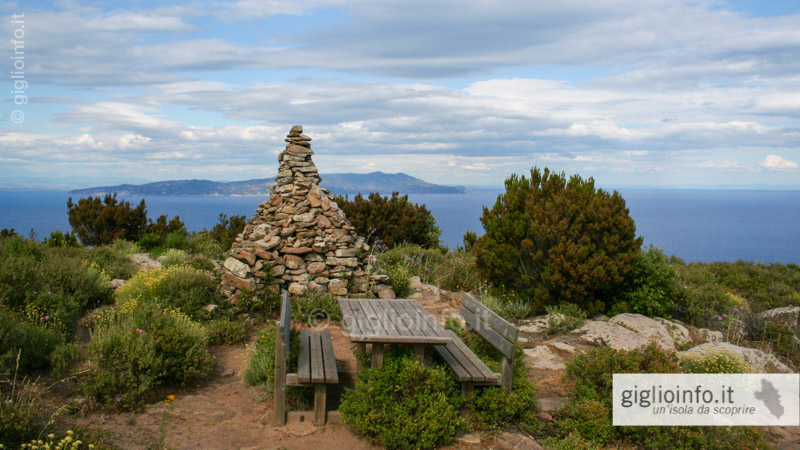 trail Giglio Castello Poggio del Sasso Ritto