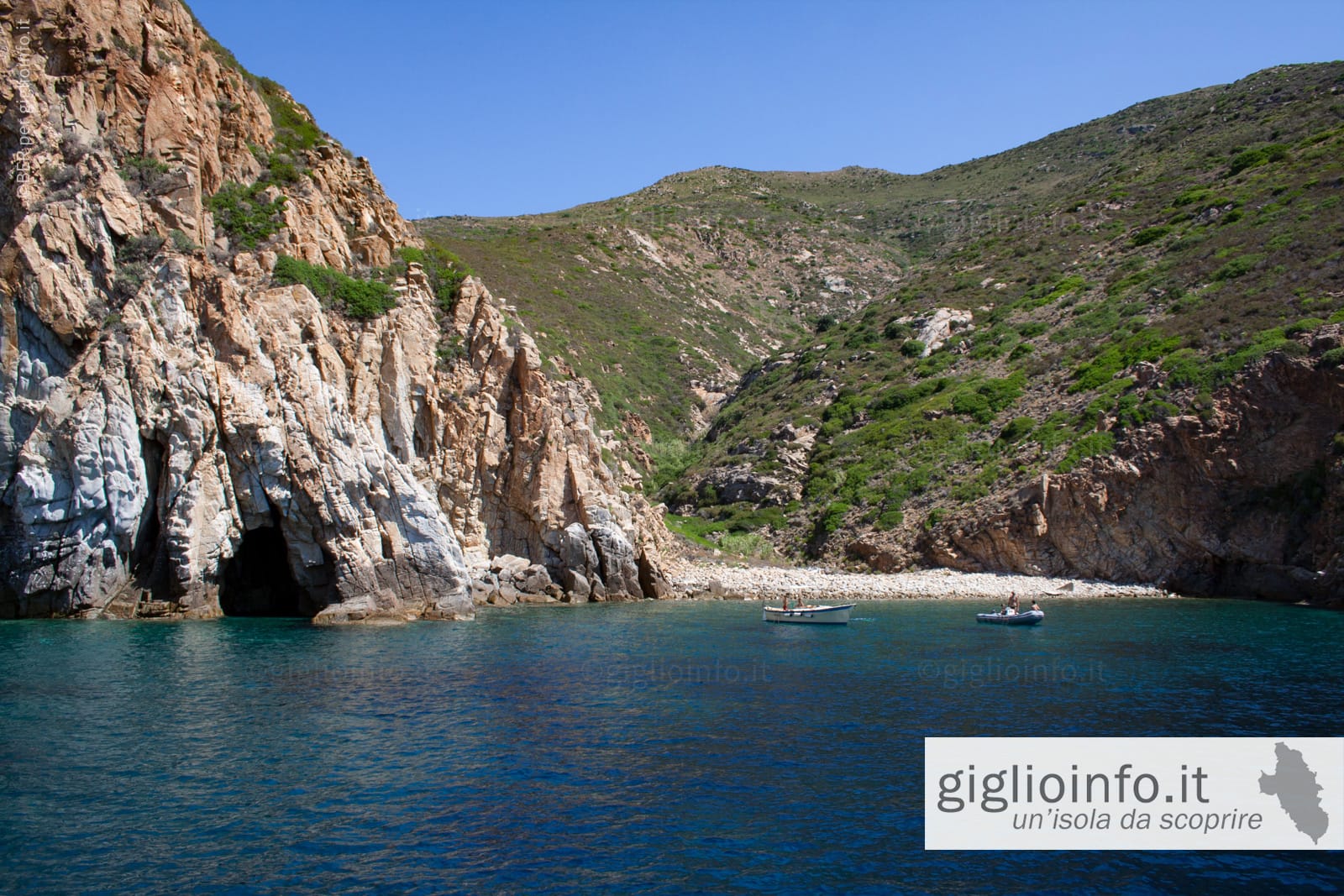 Cala del Corvo, costa occidentale Isola del Giglio